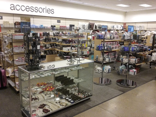 Department Store «Nordstrom Rack Gateway», reviews and photos, 9607 Research Blvd, Austin, TX 78759, USA