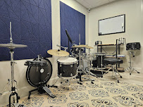 Maple Avenue Fine Arts Academy - Photo 9 - Car repair in Vienna, VA, Washington