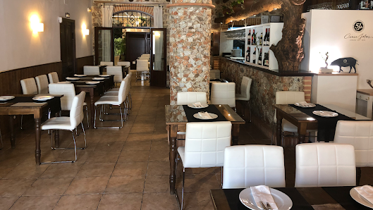 Jesus Carrion Restaurante • Tapas C. Pozo de la Nieve, 35, 21200 Aracena, Huelva, España
