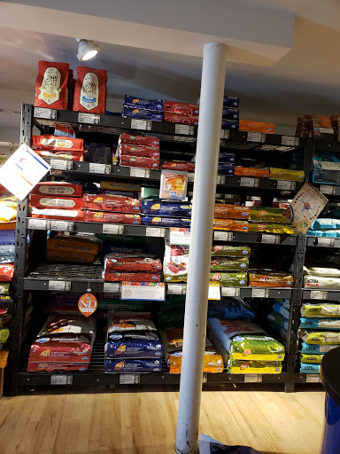 Pet Store «Critter Cabana», reviews and photos, 516 E 1st St, Newberg, OR 97132, USA