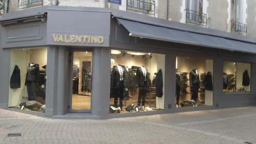 Magasin de vêtements pour hommes Valentino Niort