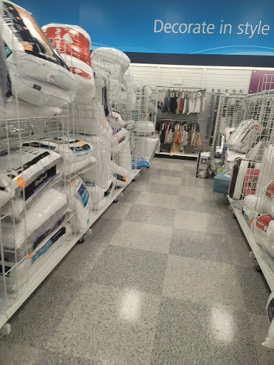 Clothing Store «Ross Dress for Less», reviews and photos, 484 Randall Rd, South Elgin, IL 60177, USA