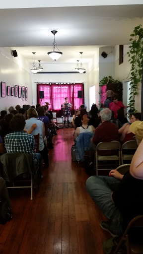 Book Store «Borderlands Books», reviews and photos, 866 Valencia St, San Francisco, CA 94110, USA