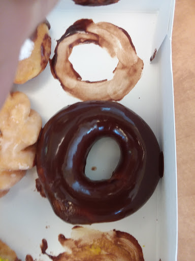 Bakery «Krispy Kreme Doughnuts», reviews and photos, 3703 Atlanta Hwy, Bogart, GA 30622, USA