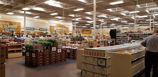 Health Food Store «Sprouts Farmers Market», reviews and photos, 7477 N Blackstone Ave, Fresno, CA 93720, USA