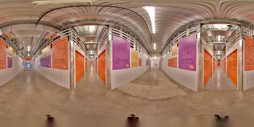 Self-Storage Facility «Public Storage», reviews and photos, 4880 W Rosecrans Ave, Hawthorne, CA 90250, USA