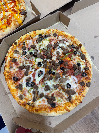 Domino’s Pizza 