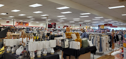 Department Store «T.J. Maxx», reviews and photos, 2700 Wilma Rudolph Blvd, Clarksville, TN 37043, USA