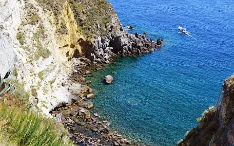 Baia di Sorgeto Ischia image