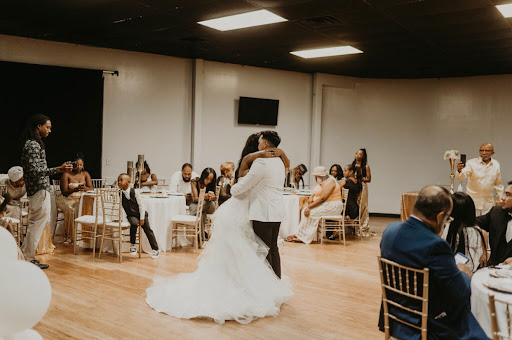 Bridal Shop «Catherine Simms Bridal», reviews and photos, 4313 E New York St #105, Aurora, IL 60504, USA