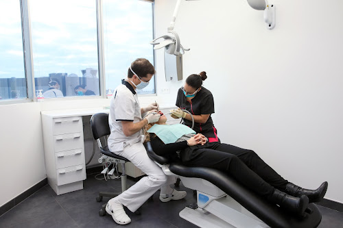 Dentiste Dr Antoine DISS - Chirurgien-Dentiste Nice Nice