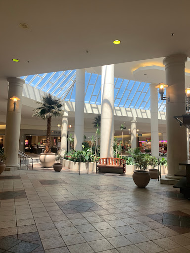 Shopping Mall «University Mall», reviews and photos, 1701 McFarland Blvd E Suite 100, Tuscaloosa, AL 35404, USA