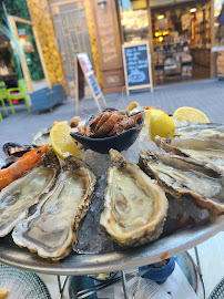 Huître du Restaurant de fruits de mer L'Oursin à Antibes - n°10