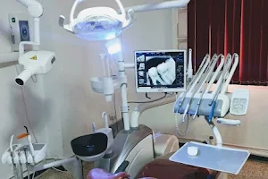 Dentina Clinic Dr: Messelleka.Z image
