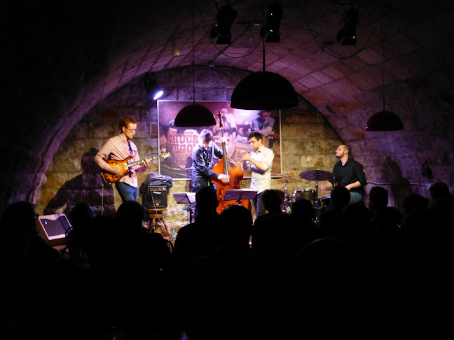 Rezensionen über Musiù, Cave à Jazz, Delémont in Delsberg - Nachtclub