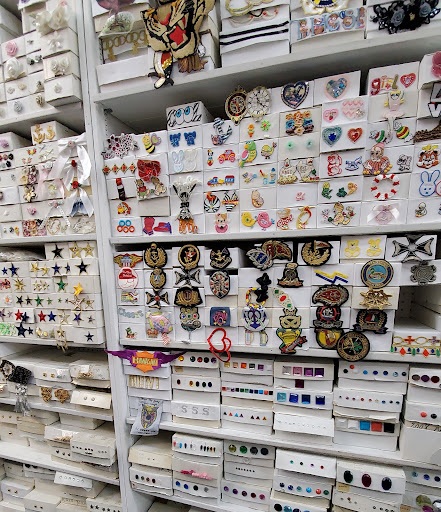 Fabric Store «La Casa de las Viejas», reviews and photos, 39 NE 1st St, Miami, FL 33132, USA