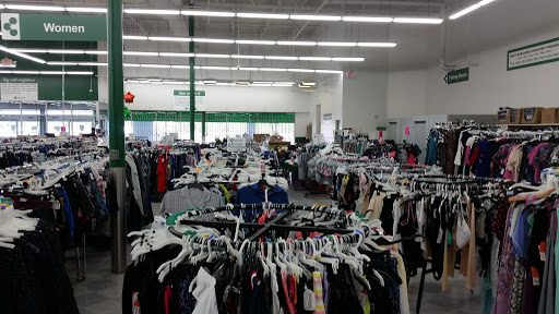 Discount Store «Bargain Hunt», reviews and photos, 750 Kemper Commons Cir, Springdale, OH 45246, USA