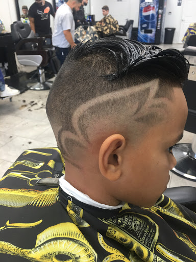 Barber Shop «Miami Fade Master Barber Shop», reviews and photos, 1736 Atlanta Hwy #300, Gainesville, GA 30504, USA