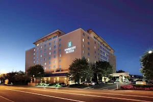 Embassy Suites by Hilton Charleston image