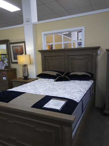 Furniture Store «Raymour & Flanigan Furniture and Mattress Store», reviews and photos, 9 Cabot Blvd E, Langhorne, PA 19047, USA