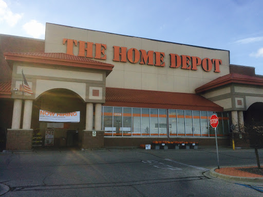 The Home Depot, 550 N Edwards Blvd, Lake Geneva, WI 53147, USA, 