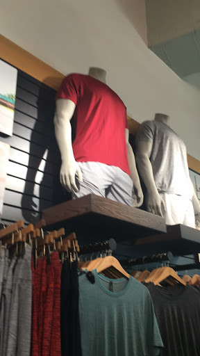 Sportswear Store «lululemon», reviews and photos, 8200 Vineland Ave #1035, Orlando, FL 32821, USA