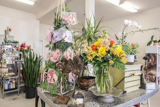 Florist «Donnelly Floral and Event Design», reviews and photos, 111 Sacramento St, Rio Vista, CA 94571, USA