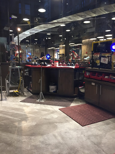 Shoe Store «New Balance New York», reviews and photos, 150 5th Ave, New York, NY 10010, USA