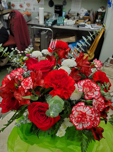 Florist «Up-Towne Flowers & Gift Shoppe», reviews and photos, 2145 W Dublin Granville Rd, Worthington, OH 43085, USA