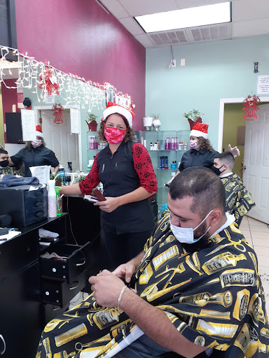 Beauty Salon «Kary Elys Hair Salon», reviews and photos, 111 N 6th St, Conroe, TX 77301, USA