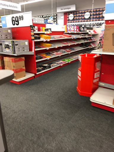 Office Supply Store «Staples», reviews and photos, 951 Viewmont Dr, Dickson City, PA 18519, USA