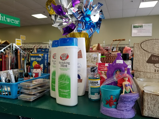 Thrift Store «Outreach Thrift Store», reviews and photos, 1715 S Rutherford Blvd, Murfreesboro, TN 37130, USA