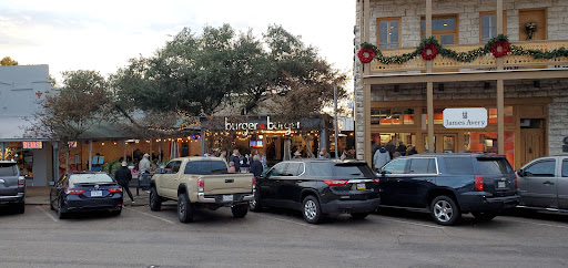 Jewelry Store «James Avery Jewelry», reviews and photos, 207 E Main St, Fredericksburg, TX 78624, USA