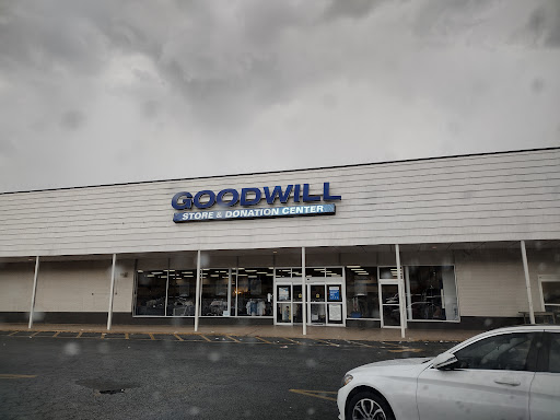 Thrift Store «Goodwill Store and Donation Center», reviews and photos