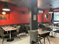 Atmosphère du Restaurant LA TAVERNE DE L'EMPEREUR à Brive-la-Gaillarde - n°1