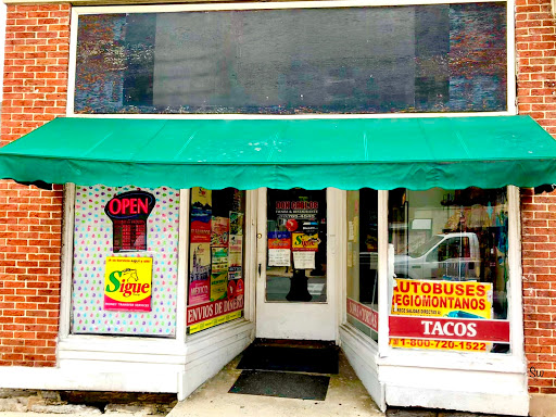 Don Carlos Tienda Y Restaurant, 97 W Main St, Waynesboro, PA 17268, USA, 