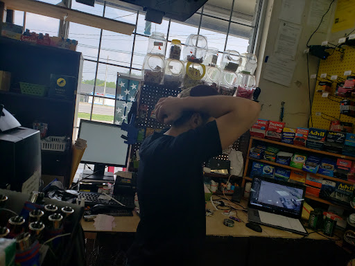 Tobacco Shop «Smoke For Less», reviews and photos, 1105 Gallatin Pike N, Madison, TN 37115, USA