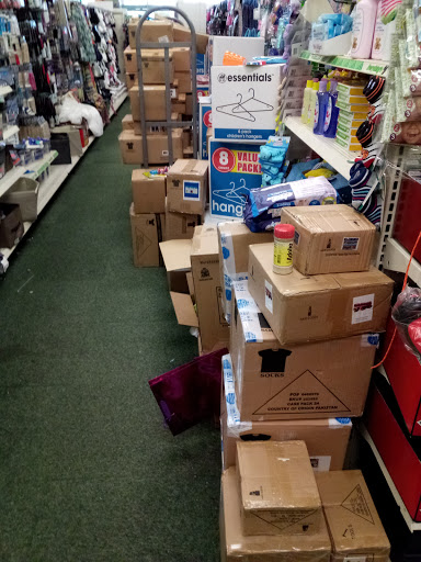 Dollar Store «Dollar Tree», reviews and photos, 6410 Amboy Rd, Staten Island, NY 10309, USA