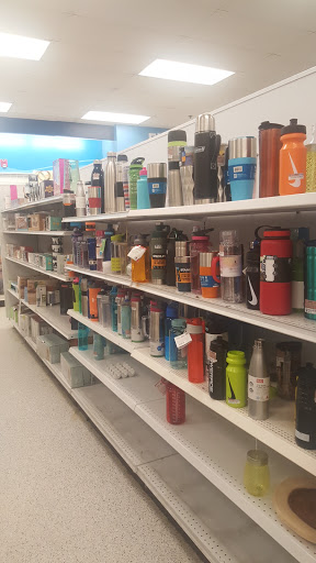 Clothing Store «Ross Dress for Less», reviews and photos, 7111 North Point Pkwy, Alpharetta, GA 30022, USA