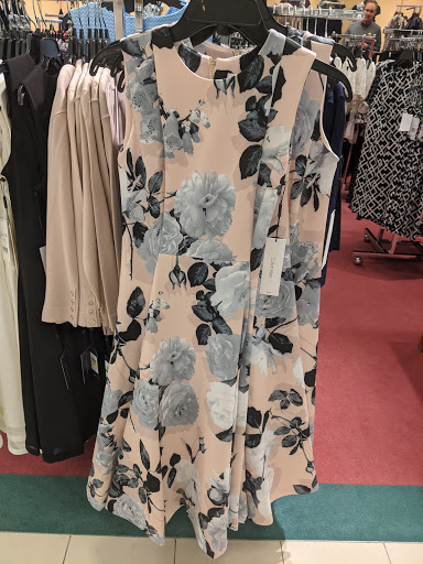 Department Store «Von Maur», reviews and photos, 4444 1st Ave NE, Cedar Rapids, IA 52402, USA