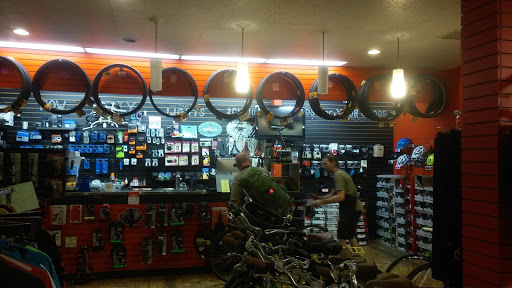 Bicycle Store «ON THE ROUTE BICYCLES», reviews and photos, 2338 W Lawrence Ave, Chicago, IL 60625, USA