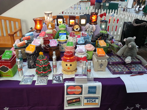 Shopping Mall «Burlington Center Mall», reviews and photos, 2501 Mt Holly Rd, Burlington, NJ 08016, USA