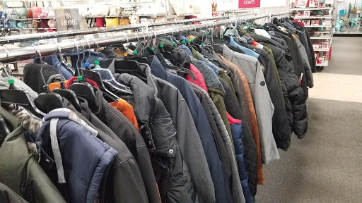 Clothing Store «Burlington Coat Factory», reviews and photos, 1716 Jantzen Beach Center, Portland, OR 97217, USA