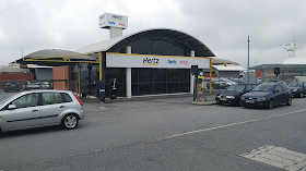 Hertz Aluguer de Viaturas - Porto (Aeroporto)
