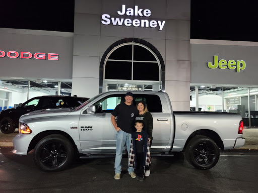 Chrysler Dealer «Jake Sweeney Chrysler Jeep Dodge, Inc.», reviews and photos, 85 W Kemper Rd, Springdale, OH 45246, USA