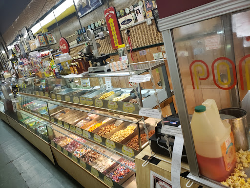 Nut Store «Peanut Shoppe Main Street», reviews and photos, 24 S Main St, Memphis, TN 38103, USA