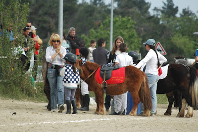 Centre equestre de Peyriac de mer & Pensions Canine à Peyriac-de-Mer