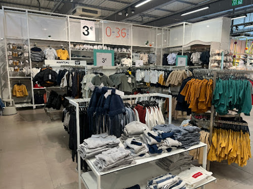 Magasin de vêtements Magasin Kiabi CALAIS Calais