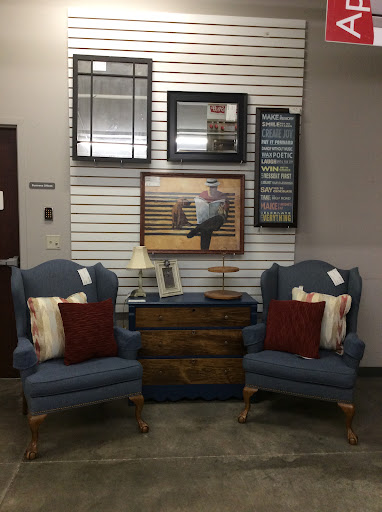 Thrift Store «Stuff Etc», reviews and photos, 2818 Commerce Dr, Coralville, IA 52241, USA