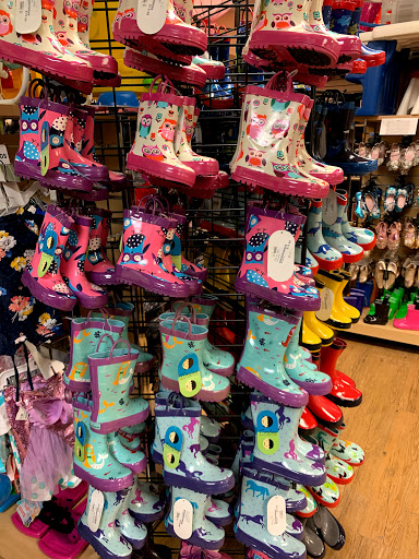 Thrift Store «Kid to Kid Rochester», reviews and photos, 2505 W Ridge Rd, Rochester, NY 14626, USA